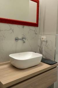 Ένα μπάνιο στο 051 Guest House Sant'Orsola Malpighi +51 φωτογραφίες
