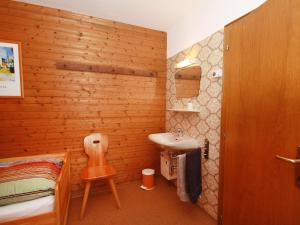 Koupelna v ubytování Chalet Amberg by Interhome