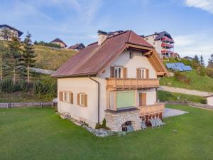 Zdjęcie z galerii obiektu Holiday Home Irene by Interhome w mieście Mariapfarr