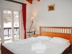 Postel nebo postele na pokoji v ubytování Apartment Eden Roc 28 by Interhome + 25 fotografií