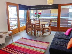 Posezení v ubytování Apartment Zanfleuron A1 by Interhome