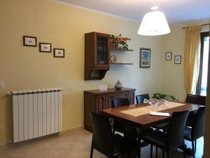 Fotografia z galérie ubytovania Appartamenti la Castagna v destinácii Abbadia San Salvatore + 22 fotografií