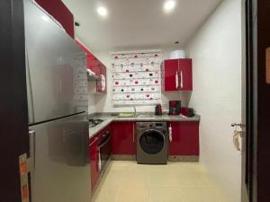 Kuchyň nebo kuchyňský kout v ubytování APPARTEMENT KARIAT CABO