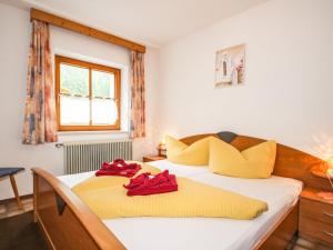 Ein Bett oder Betten in einem Zimmer der Unterkunft Apartment Rimml by Interhome