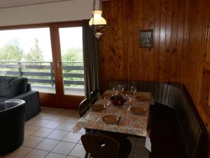 Gallery image of Apartment Christiania I F4 by Interhome in Nendaz
