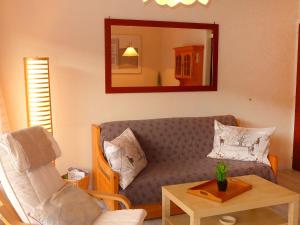 Posezení v ubytování Apartment Nid d'aigle E1 by Interhome