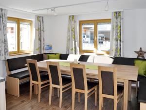 Gallery image of Holiday Home Schönblick - KPL643 by Interhome in Kappl