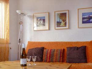 Nápoje v ubytování Apartment Hauts de Morthey No 33 by Interhome