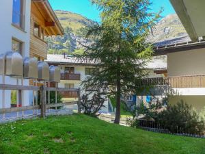 Nespecifikovaný výhled na hory nebo výhled na hory při pohledu z apartmánu + 10 fotografií