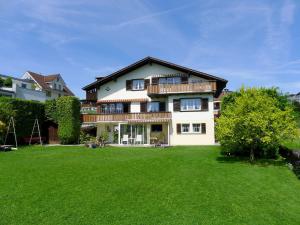 Apartment Beau Site-2 by Interhome