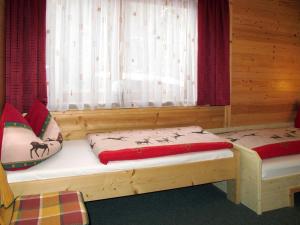 Posteľ alebo postele v izbe v ubytovaní Apartment Moidl by Interhome