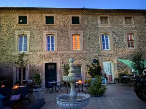 Φωτογραφία από το άλμπουμ του La Marelle chambre d hôtes à 500m du Canal du Midi σε La Redorte