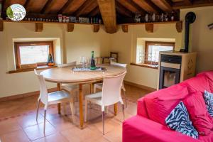 A kitchen or kitchenette at Antiche Vie B&B