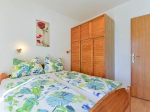 Postel nebo postele na pokoji v ubytování Apartment Jadran-4 by Interhome