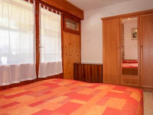 Posteľ alebo postele v izbe v ubytovaní Apartment Visnja-1 by Interhome + 28 fotografií