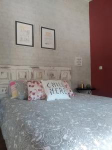 Cama ou camas em um quarto em DEl Rey Guest House