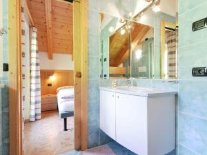 Koupelna v ubytování Apartment Cecilia-4 by Interhome