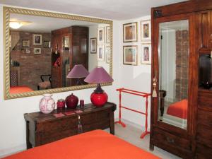 Posteľ alebo postele v izbe v ubytovaní Villa Capo Corso by Interhome