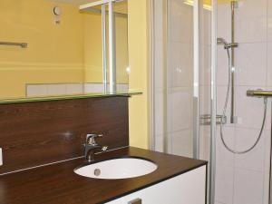Kúpeľňa v ubytovaní Apartment Elsa by Interhome + 10 fotografií