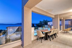 Gallery image of White Rock Villas Nikiana in Nikiana