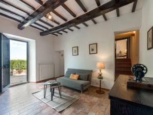 Posedenie v ubytovaní Holiday Home Montecavallo by Interhome