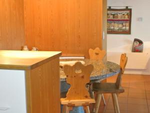 Φωτογραφία από το άλμπουμ του Apartment Residenza Chesa Margun 66-2 by Interhome σε Surlej