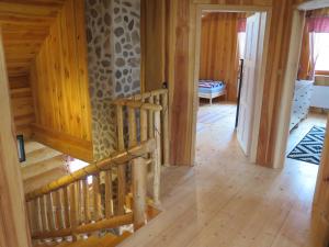 Posteľ alebo postele v izbe v ubytovaní Chalet Lazny by Interhome