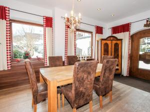 Istumisnurk majutusasutuses Apartment Tyrol-2 by Interhome