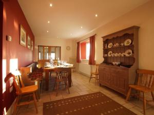 Gallery image of Holiday Home Brandy by Interhome in Llangwnadl