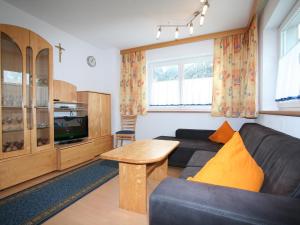 Köök või kööginurk majutusasutuses Apartment Susi by Interhome