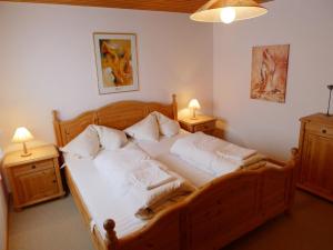 Postel nebo postele na pokoji v ubytování Apartment Fricktalerhuus Apt-1 by Interhome