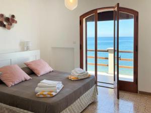 Posteľ alebo postele v izbe v ubytovaní Apartment Pinta by Interhome