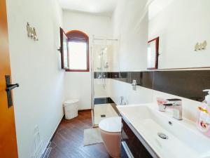 Kúpeľňa v ubytovaní Apartment Pinta by Interhome