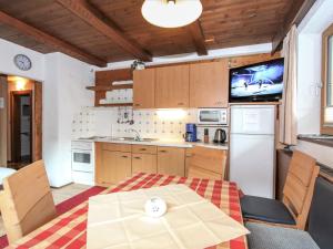 Köök või kööginurk majutusasutuses Apartment Widner by Interhome