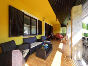 Posedenie v ubytovaní Holiday Home Akazie by Interhome
