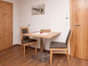 Fotografia z galérie ubytovania Studio Eisenspitze by Interhome v destinácii Pettneu am Arlberg