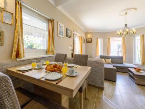 Holiday Home Ildiko by Interhome 8638 Balatonlelle kép - 2