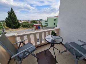 Balkón alebo terasa v ubytovaní Apartmani Levarda