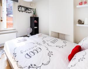 Krevet ili kreveti u jedinici u okviru objekta Antwerp old town triplex apartment