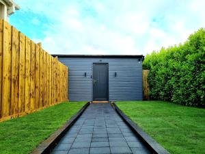 CarrにあるYaseva Lodge, Stylish Country Retreat for 2, Hot Tub, Exceptional Views!のギャラリーの写真 +7枚の写真