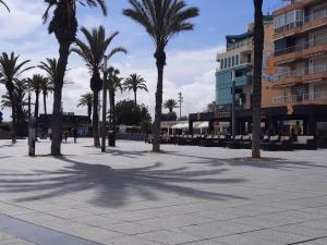 Fotografie z fotogalerie ubytování MODERNO APARTAMENTO FAMILIAR JUNTO AL MAR - CONEJITO v destinaci Torrevieja