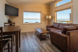 Lodge – yleinen merinäkymä tai majoituspaikasta käsin kuvattu merinäkymä