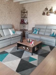 Фотография из галереи La Salamandre в городе Le Busseau +7 фотографий