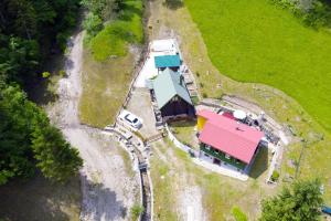 Afbeelding uit fotogalerij van Chalet Ograjčica, 4 star - Gorski kotar in Kuželj