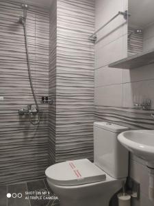 Koupelna v ubytování Hotel Trifylia