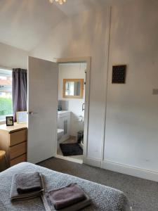 Afbeelding uit fotogalerij van Room@87 in Ellesmere Port