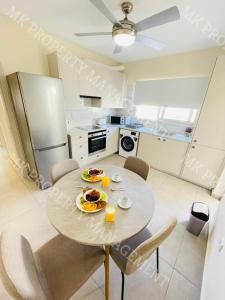 Milos City Center Apts No.34にあるキッチンまたは簡易キッチン