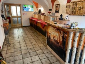 A cozinha ou kitchenette de Hotel Restaurant Gasthof Michal