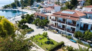 Φωτογραφία από το άλμπουμ του Mira Mare στο Νέο Κλήμα