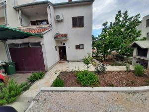 Fotografie z fotogalerie ubytování Holiday Home Orlov v destinaci Brodarica